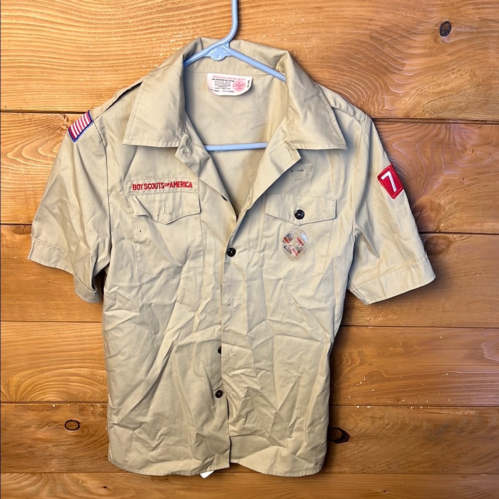 Boy Scouts of America UniformTan Short Sleeve Shirt youth larg Parches BSA badge